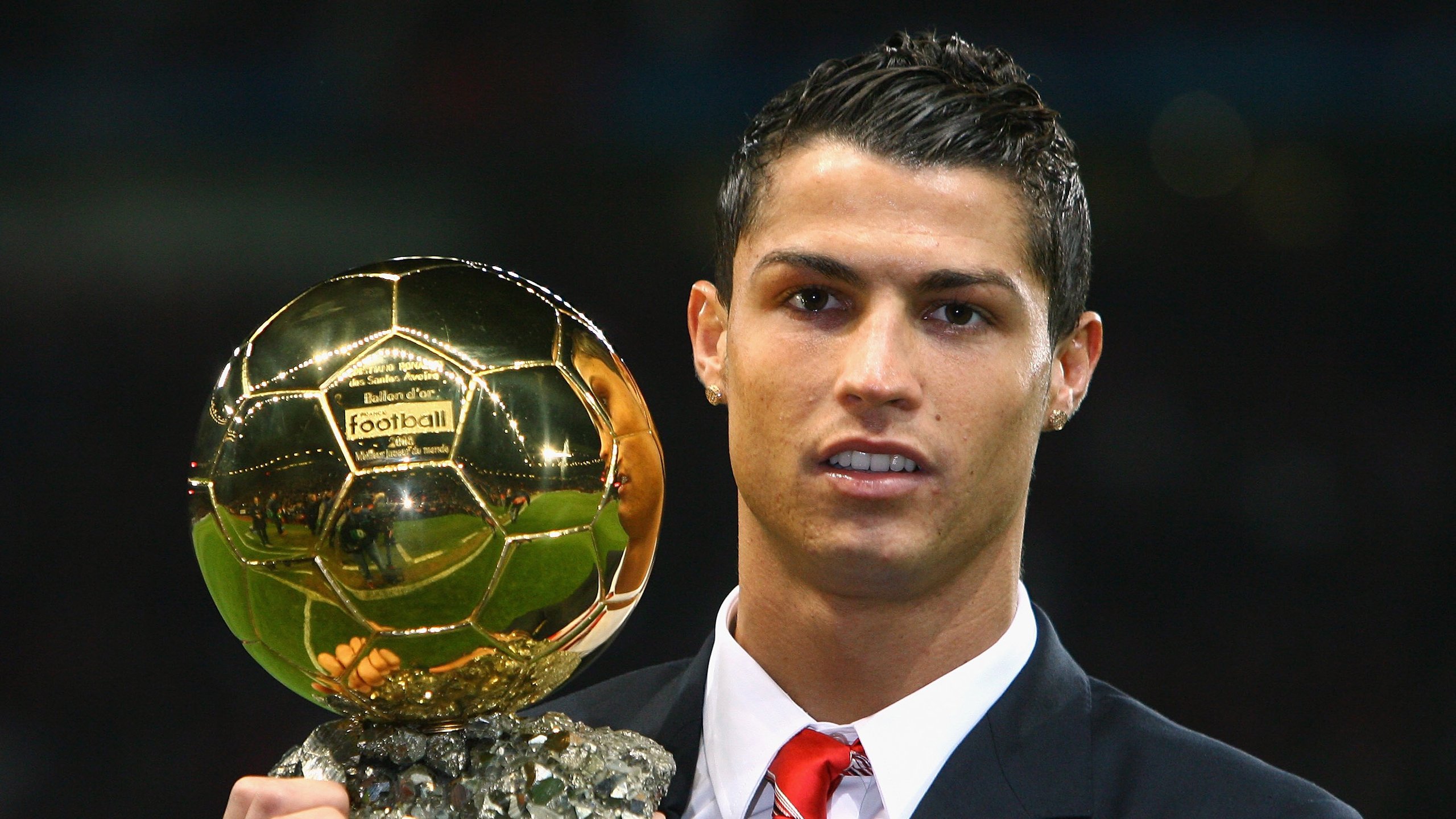 世界杯后:国际足联计划扩大女子世界杯规模 同时复制部分男足技术革新